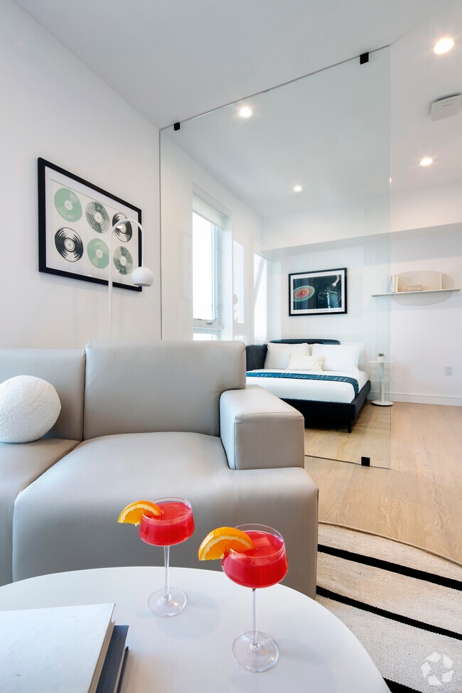 Junior 1 Bedroom - 3920 W 5th Street   Miles at Harvard