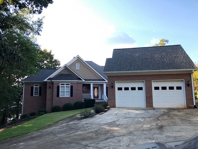 Foto del edificio - 1520 Dogwood Dr