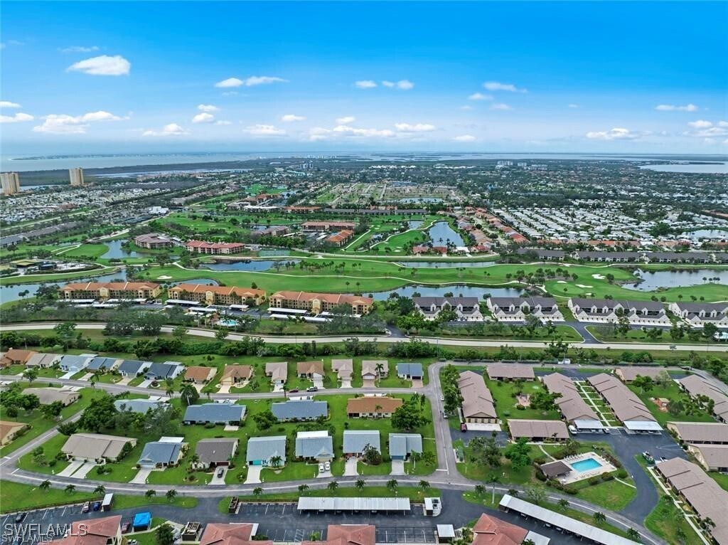 Foto del edificio - 16565 Coriander Ln