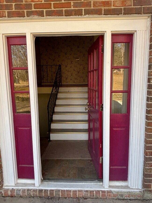 Foto del edificio - 234 Middle Rd