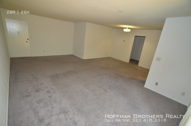 Building Photo - 11755 Gilmore St North Hollywood CA 91606