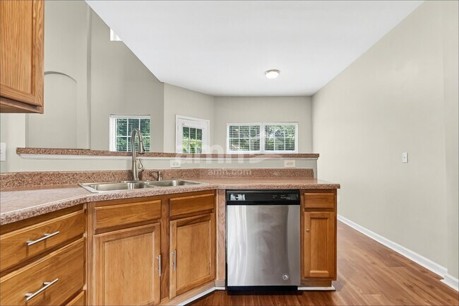 Foto del edificio - 204 Annesbury Ln