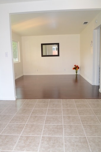 Interior Photo - 117 N Yolo St