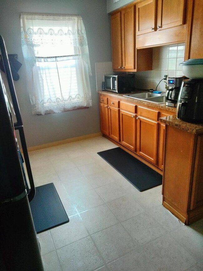 Foto del edificio - 6102 Orchard Ave