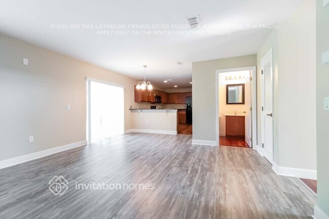 Building Photo - 4859 Anton Ave