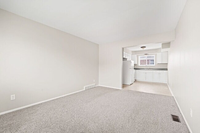 Building Photo - 1006 6th St