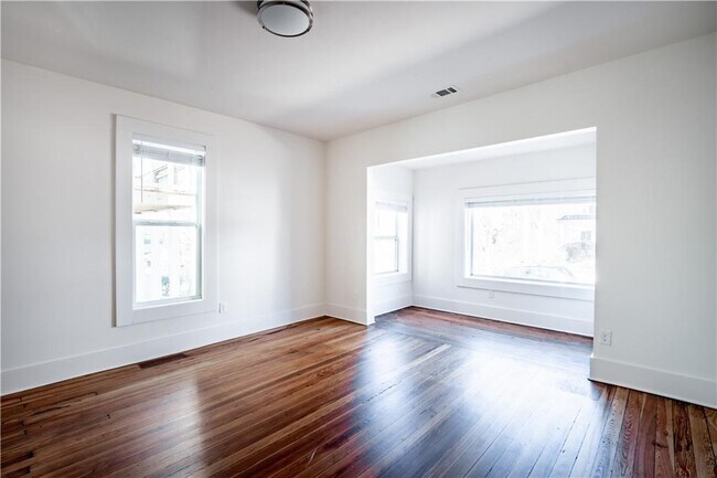 Foto del edificio - 1359 Finley St NE