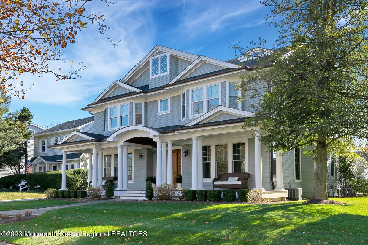 Foto principal - 421 Monmouth Ave