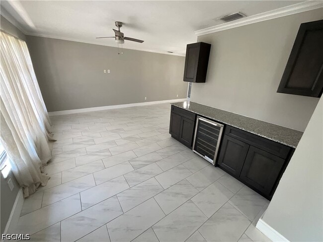 Building Photo - 20620 Pine Tree Ln