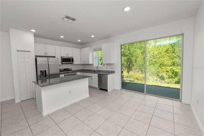 Building Photo - 34187 Cinder Wy