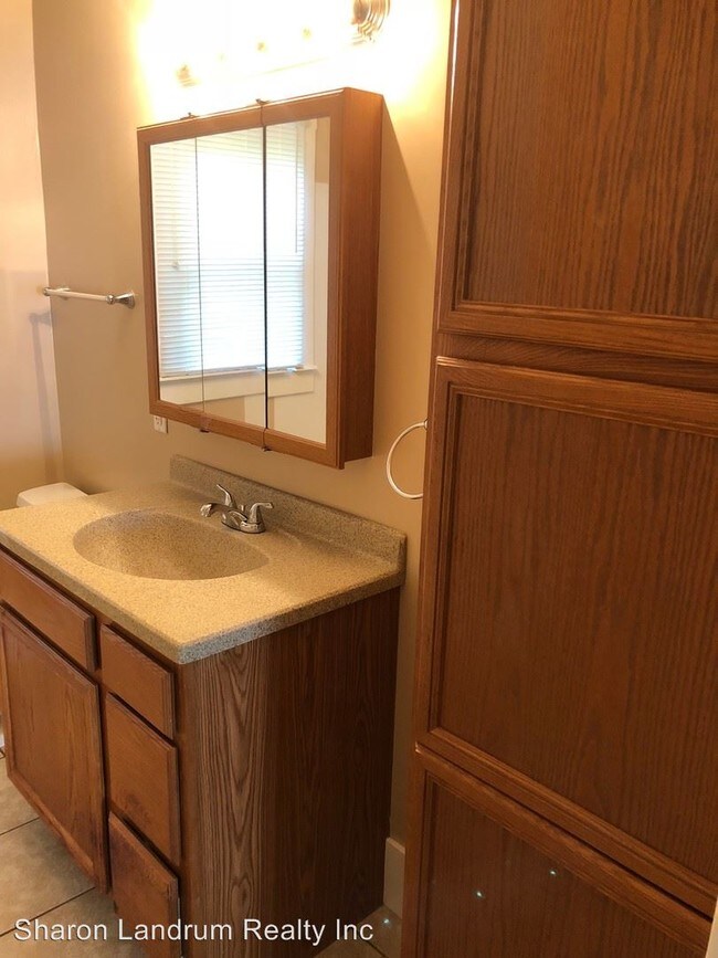 Foto del edificio - 2 br, 1 bath House - 4316 Malcolm Ave