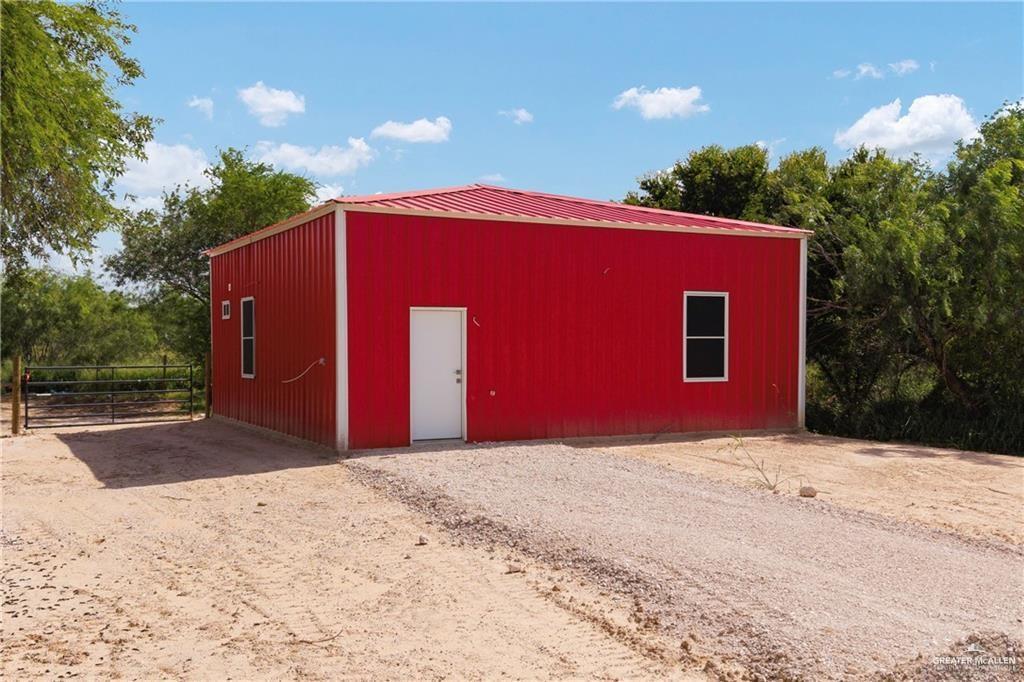 Foto principal - 22025 Lane Rd