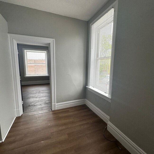 3200 Mt Pleasant St Unit 2F, St. Louis, MO 63111 Room for Rent in St