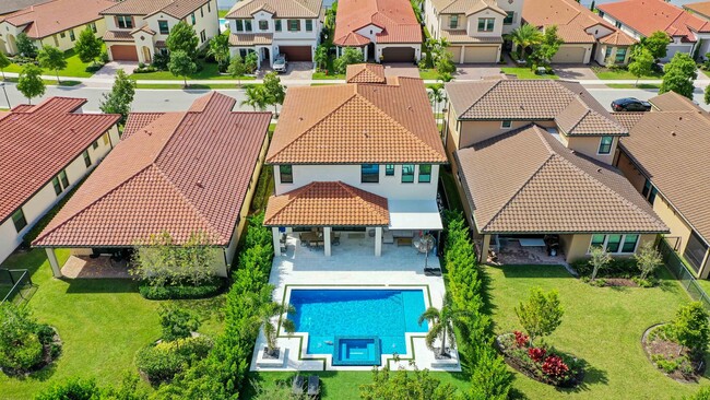Foto del edificio - 8610 E Baypoint Cir