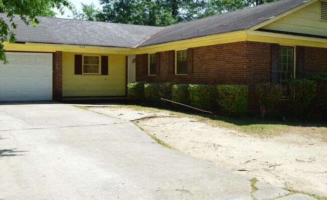 Building Photo - Wickham Dr