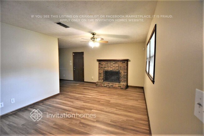 Building Photo - 3049 Tiller Trail SW