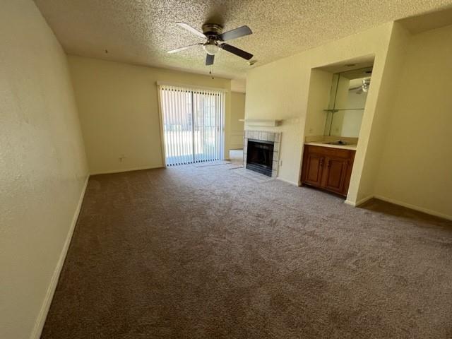Building Photo - 5401 Laguna Dr