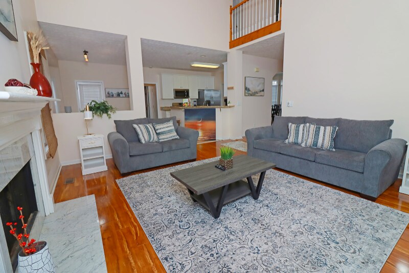 Primary Photo - 1784 Clayhill Pointe SW