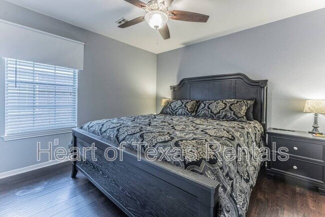 Building Photo - 1202 Spring St