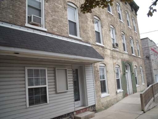 Building Photo - 6 W Presqueisle St