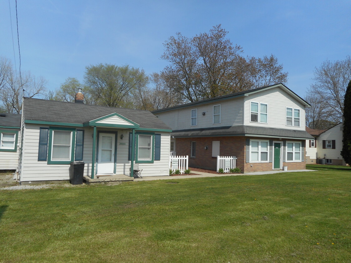 Primary Photo - 26658 W Huron River Dr