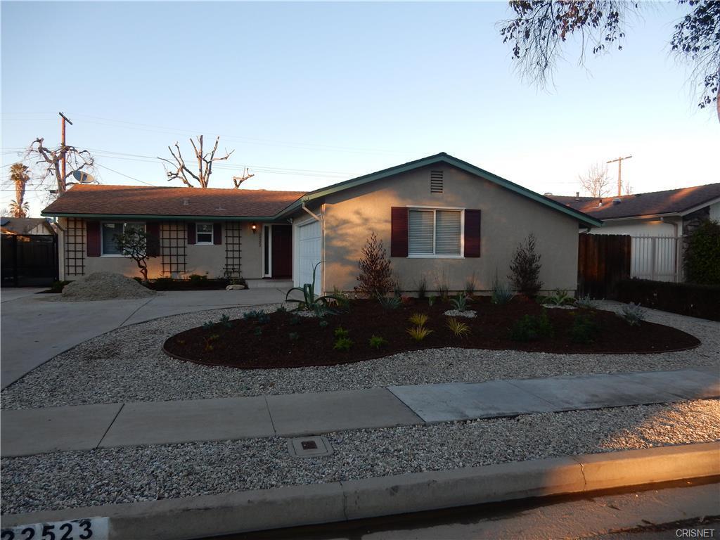 Foto principal - 22523 Bassett St