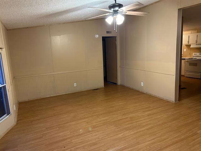 Building Photo - 101 Hogue Ln
