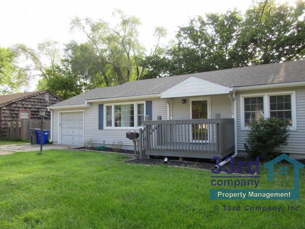 Primary Photo - 804 S Weaver St