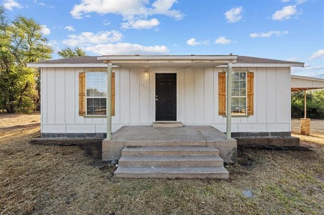 Building Photo - 110 Lesa Ln