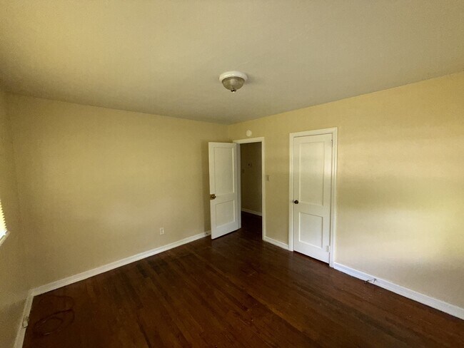 Foto del edificio - 1700 Edgerly Ave