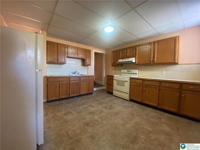 Foto del edificio - 404-406 Mahoning St