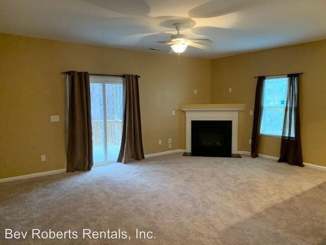 Building Photo - 5 br, 3.5 bath House - 6305 Paint Rock Lane