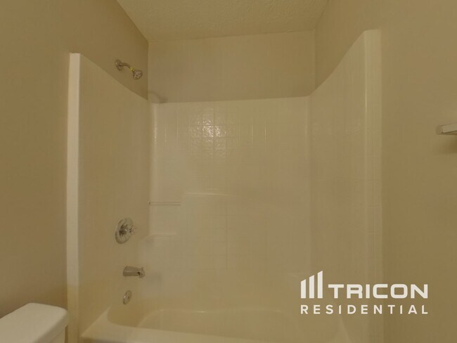 Foto del edificio - 1032 Wedgewood Ct NE