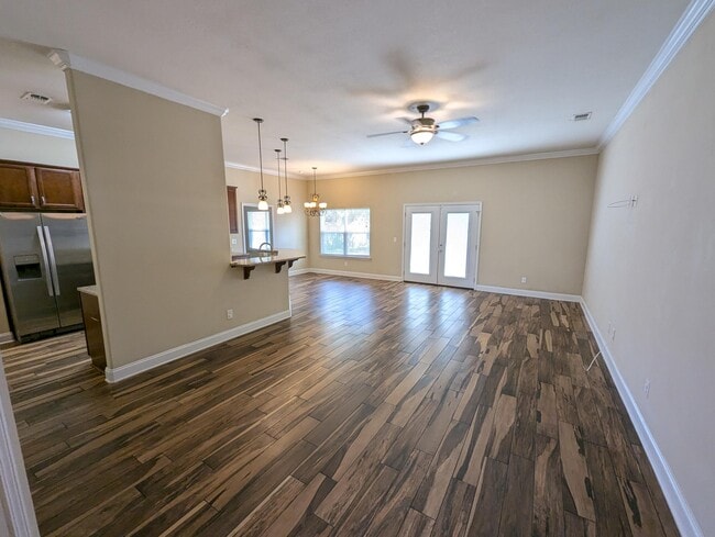 Foto del edificio - 2216 Chapparel St