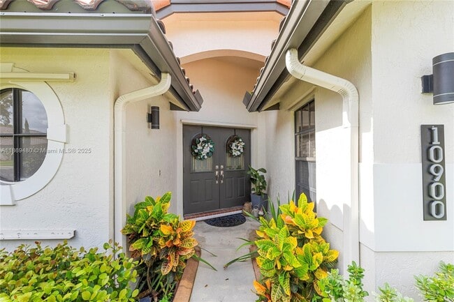 Foto del edificio - 10900 NW 18th Ct