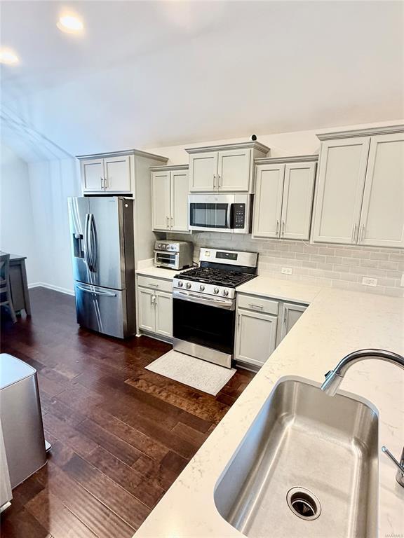 Foto del edificio - 7107 Birch Creek Trail