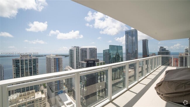 Building Photo - 1080 Brickell Ave