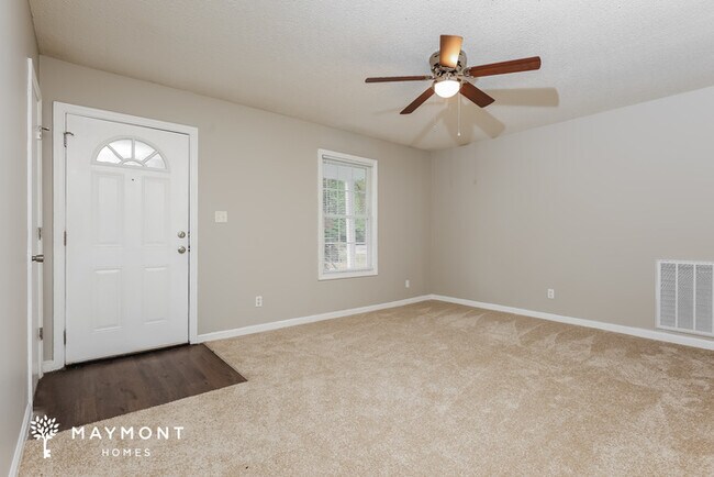 Building Photo - 109 Clarine Dr