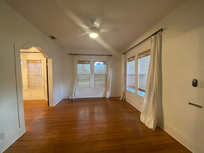 Foto del edificio - 2 BEDROOM WITHIN WALKING DISTANCE TO UMHB