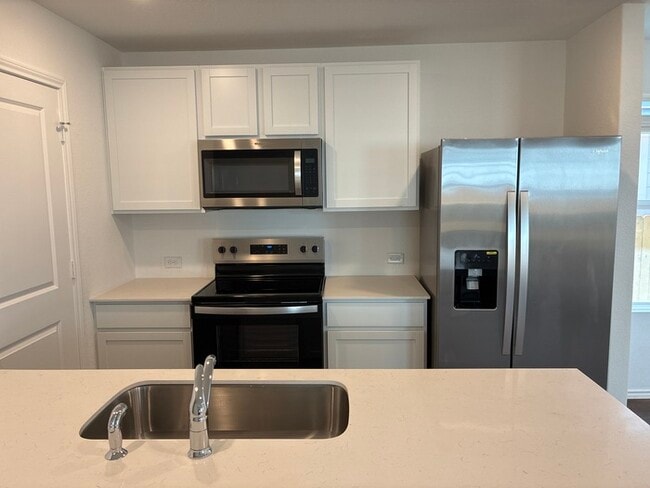 Foto del edificio - Charming 3BR/2BA Home in San Antonio – Mod...