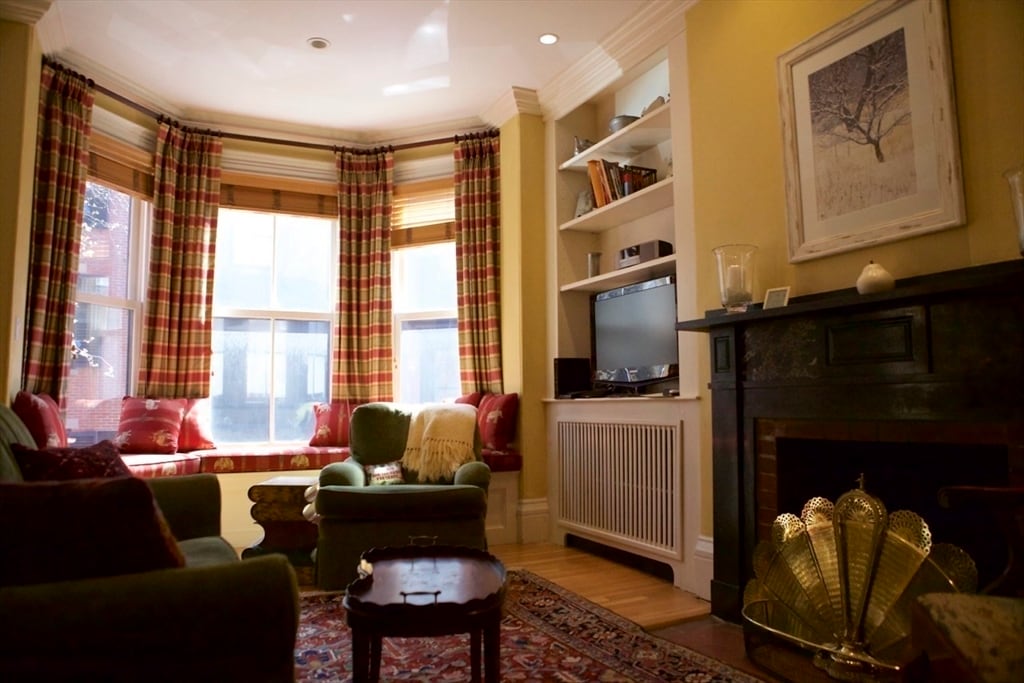 Photo - 111 Pinckney St (Boston, MA)