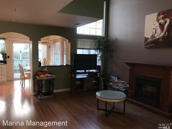 Foto del edificio - 3 br, 2.5 bath House - 12 Shoal Dr East