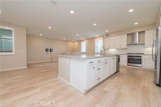Building Photo - 174 Tribeca