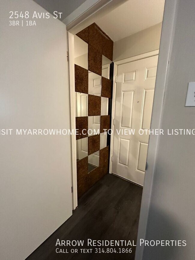 Building Photo - 2548 Avis St | 3 BR 1 BA