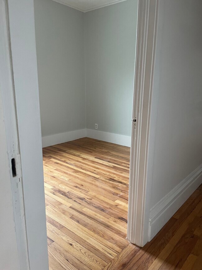 Dormitorio 1 - 49 1st St