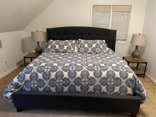 Bed Room - 777 Bryant Ave
