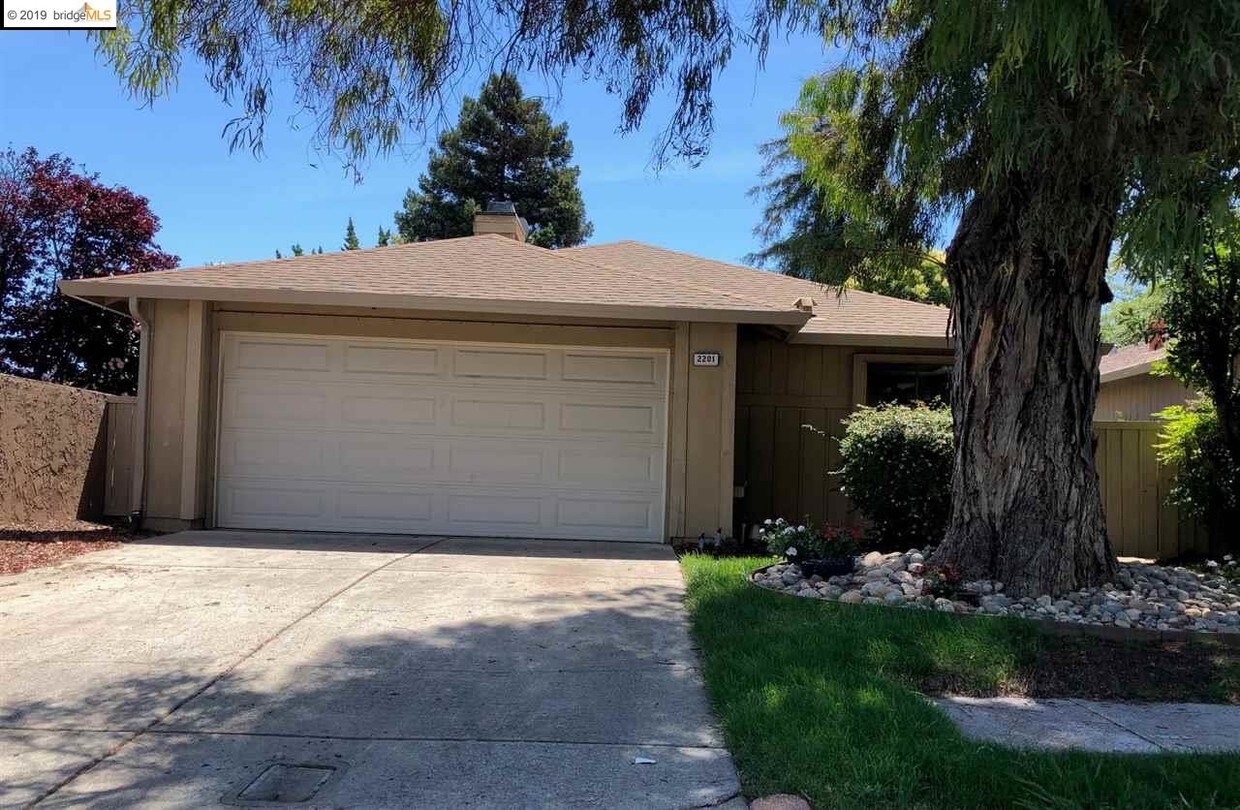 2201 Westgate Dr, Pittsburg, CA 94565 House Rental in Pittsburg, CA