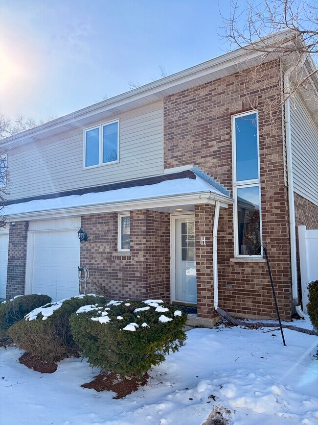 Foto del edificio - 10956 S 76th Ave