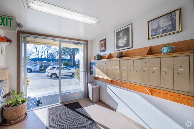 Lobby Photo - Newport Apartments