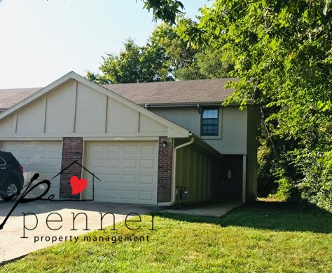 Foto principal - 18803 E Lexington Rd